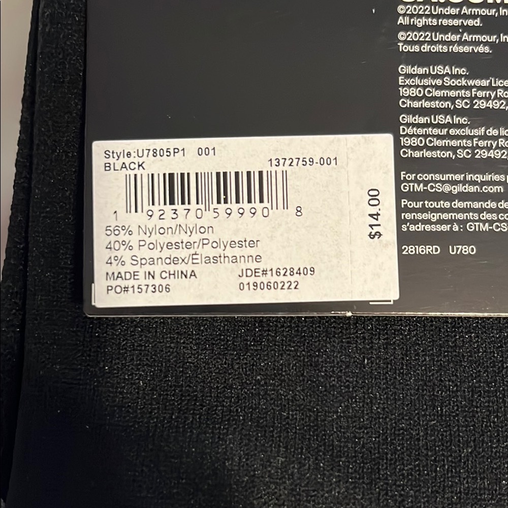 Under Armour NWT Unisex Black Soccer Socks (1 pair) - Picture 5 of 6